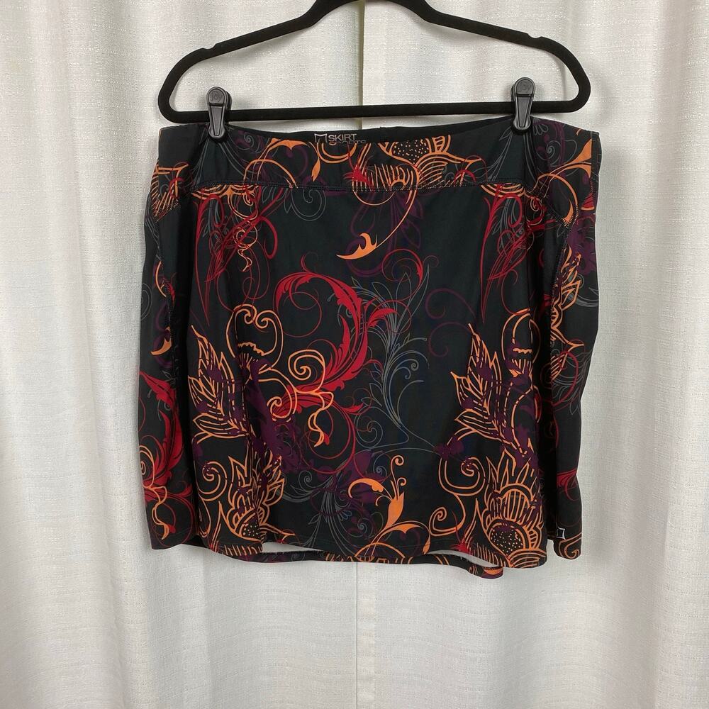Skirtsports Black Orange&Red Print Skort Sz.XXL
